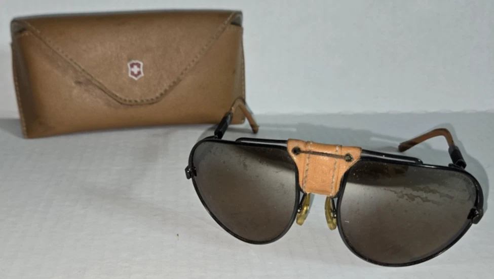 Vintage Swiss Army 4000 Marlboro Aviator 4000 Eye Glasses Swiss