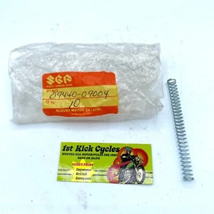 NOS SUZUKI 09440-09004 DR200 DR125 TS250 RE5 RM50 RM60 SPRING OEM - Picture 1 of 1