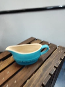 Le Creuset Caribbean Blue Gravy Boat - Picture 1 of 4