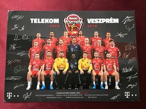 Mannschaftskarte KC TELEKOM VESZPREM 18/19-Handball UNGARN-unsigniert-offiz. AK  - Bild 1 von 2