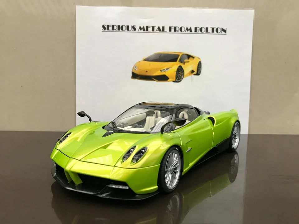 AUTOART 78288 PAGANI HUAYRA ROADSTER 2017 FIRENZE GREEN 1:18 - Image 1 of 4