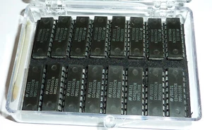 22 National Semiconductor CD4050BCN IC's HEX NON-INVERTING BUFFER - Picture 1 of 2