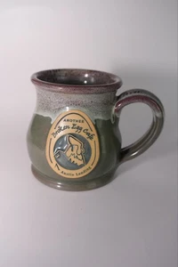 DENEEN POTTERY Another Broken Egg Cafe Green Drip Glazed Destin Fl Cup Becher - Bild 1 von 9