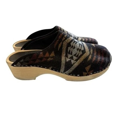 Magnafied Wood Wool Danish Clogs Geometric Aztec Pattern Size 41 Made in Denmark - Image 1 of 4