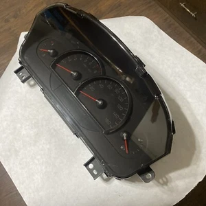 2005 CADILLAC STS Speedometer Gauge Cluster OEM + BEZEL - Picture 1 of 10