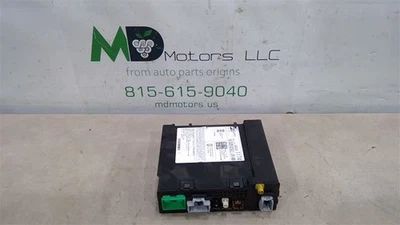 2018-2019 CHEVROLET TAHOE RADIO AUDIO RECEIVER OEM 84361174  - Image 1 of 4