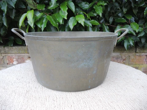 Weathered  Vintage Brass Pan Garden Planter  34 cm diameter  (310) Cover