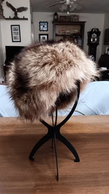 1950s Fox Fur Hat  19 Inches - Image 1 of 3