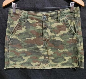 American Eagle Camouflage Denim Rock grün Damen Gr. 6 Knopfleiste Cargo roher Saum Y2K - Bild 1 von 10