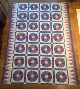 Vintage Omas Betrüger 13 Stck. Quilt Blumenpaneele Kissen Blumenstoff 121 Zoll L x 91 Zoll B - Bild 1 von 10