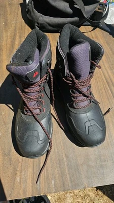 NEW - OZARK TRAIL MEN'S WATERPROOF OUTDOOR BOOTS (SIZE 11) 400G 3M THINSULATE!!! - Image 1 of 4