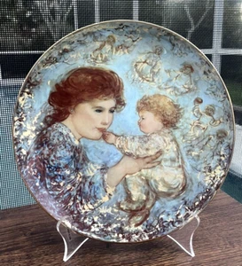 Edna Hibel "Daydreams" Porcelain Collector Plate Mother's Day Fine Art - Picture 1 of 7