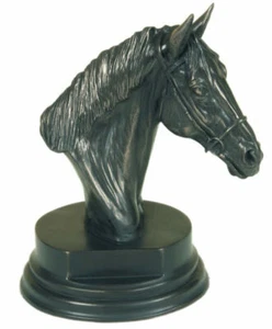 Horse Head Sculpture on Plinth (Small) - Picture 1 of 1