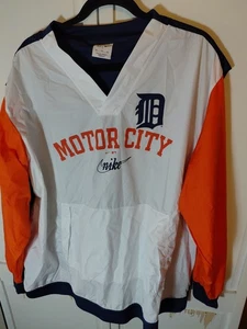 Men's Nike White/Navy Detroit Tigers Rewind Warmup V-Neck Pullover Jacket - Picture 1 of 6