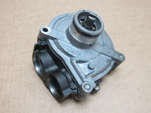 Yamaha MT-10 2018 10.781 km Wasserpumpe (11622) - Bild 1 von 3