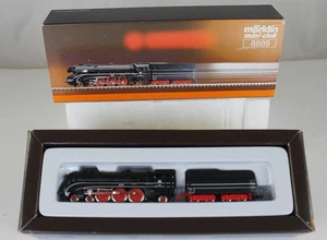 Märklin 8889 Dampflokomotive BR 10 der DB aus Sammlung mit OVP - Picture 1 of 3