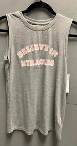 $58 Nuevo Con Etiquetas Espiritual Gangster Marca Gris Sólido Elastizado Gráfico Palabras Positivas Tanque - Imagen 1 de 8