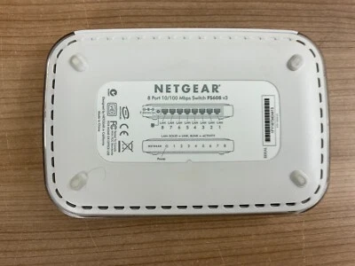 Netgear Switch  8 Port 10/100 Mbps switsch FS 608 v.3 ohne Netzteil - Bild 1 von 4