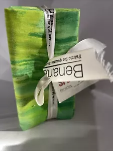 Benartex Color Spectrum Green 8 PCs Fat Quarter - Picture 1 of 4