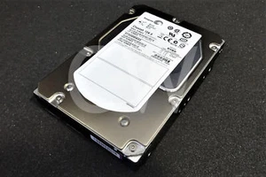 Seagate ST3450856SS 450 GB 15000 1/MIN 6 Gbit/s 3,5" SAS-Festplatte - Bild 1 von 2