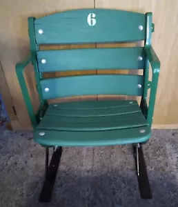 Metropolitan Met Stadium seat #6 Green Minnesota Twins Vikings Tony Oliva - Picture 1 of 2