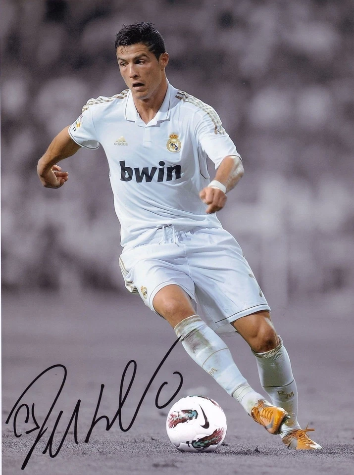 CRISTIANO RONALDO - REAL MADRID AUTOGRAPH SIGNED PP PHOTO POSTER - Image 1 of 1
