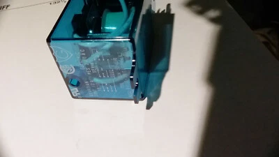 A410-366186-102 Guardian Electric 1510 SERIES RELAY A410366186-102 - Image 1 of 3