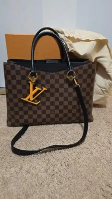 Louis Vuitton LV Riverside Black Strap Shoulder Bag Brown Canvas and organizer - Image 1 of 4