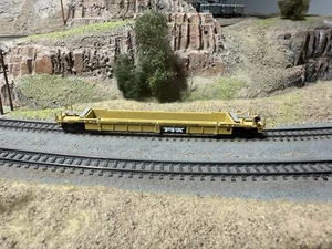 N Scale Walthers Container - Well Car TTX MTL Micro Trains Line Couplers - Picture 1 of 3