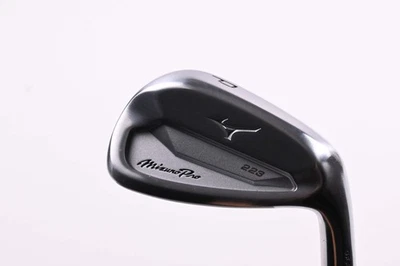 Mizuno Pro 223 Pitching Wedge / 46 Degree / X-Flex Project X PXi Shaft - Image 1 of 4