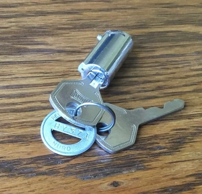 Dodge Truck 1946 bloqueo de encendido Cyl con llaves rígidas de colección Mopar Nos camioneta camioneta furgoneta eléctrica- Foto 1 de 4