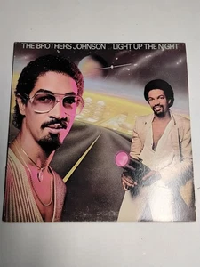 The Brothers Johnson *Light Up The Night *LP record A&M*1980 - Foto 1 di 6