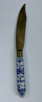 "Cuchillo de frutas de latón Rheingold vintage mango de porcelana flor azul pintado a mano 6""" Foto 1 de 4