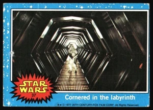 1977 Topps Star Wars Vintage Series 1 Blue #37 Cornered in Labyrinth - Picture 1 of 2