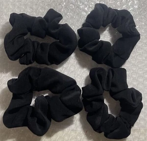 Scrunchies negros hechos a mano para niñas/mujeres - Juego de 4 - Imagen 1 de 1
