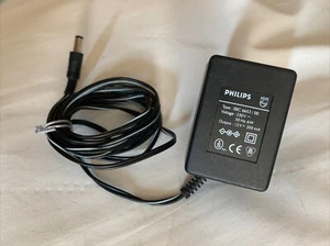Netzteil: Philips Charger SBC 6653/00, 230 V AC in; Output: 12 V DC, 200 mA - Bild 1 von 2