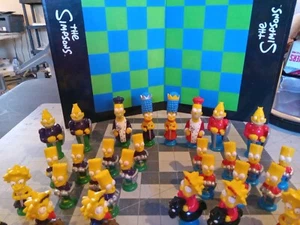 ¡Piezas de repuesto de ajedrez 3D de Los Simpson en Garde Man! 1991 solo 30 piezas - Imagen 1 de 18