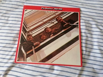THE BEATLES 1962-1966 "THE RED ALBUM" 2 VINYL PCSP 717 1973 APPLE GATEFOLD NM - Image 1 of 4