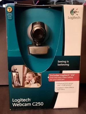 Logitech C250 Webcam USB 1.3MP photos Built-in Microphone Camera - Image 1 of 4