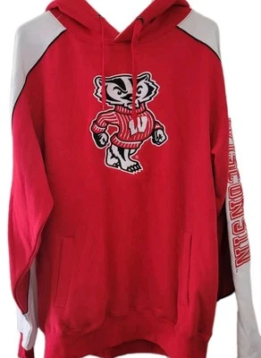 Wisconsin Badgers Mens Large Pullover Hoodie Red Pockets Drawstrings Colosseum  - Image 1 of 4