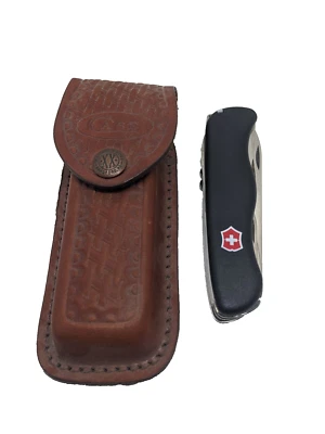 Navaja suiza Victorinox Fireman 54867 US Mod NUEVA NEGRA con funda de cuero Foto 1 de 4
