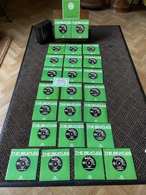 The Beatles Collection 1976 Box Set 24 x 45RPM Singles EMI Ex+ Immaculate - Image 1 of 4