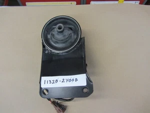 Soporte motor trasero Infiniti 130, 135, 113202Y00B, leer notas. - Imagen 1 de 9