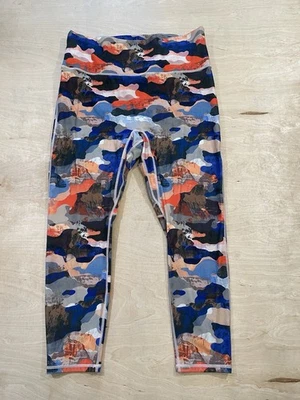 Fabletics Leggings Women XXL Multicolor Mid Rise Capri - Image 1 of 4