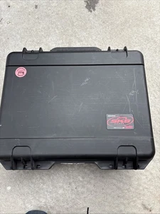SKB iSeries Estuche Rígido Utilitario Impermeable 20"X15"X8"  - Imagen 1 de 5