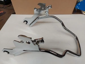 GENUINE HARLEY DAVIDSON HoldFast Upright Sissybar Short Chrome 52300444 - Picture 1 of 5