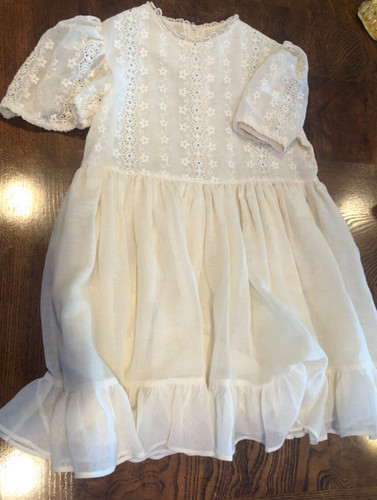 OFF WHITE Abito Vintage Cenerentola Occhiello Cotone Arruffole Orlo Off Bianco Invecchiato Colore Medio