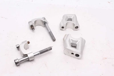 Fissaggi Manubrio Supporto Manubrio Triumph Tiger 1200 Explorer V13VG 12-15 - Immagine 1 di 4