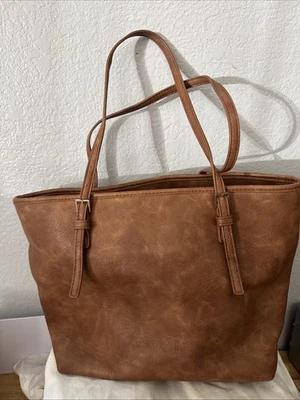 Tan Urban Expressions Handbag Purse Certified Vegan  Matching Coin Purse - Image 1 of 4