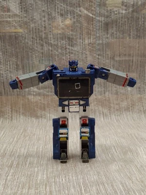 Transformer G1 Vintage Takara Cassette Player Soundwave 1983 - Image 1 of 4